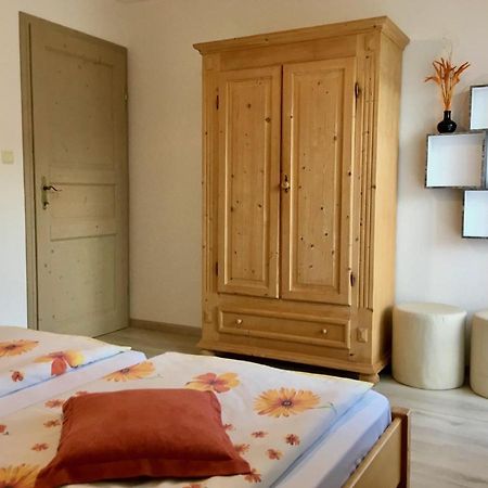 Apartment Milena Nomenj Eksteriør bilde