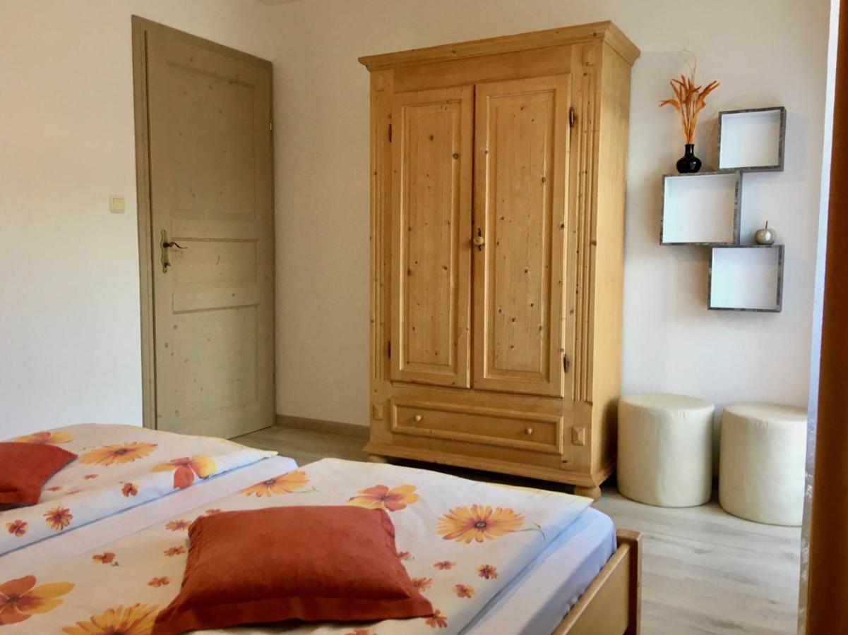 Apartment Milena Nomenj Eksteriør bilde